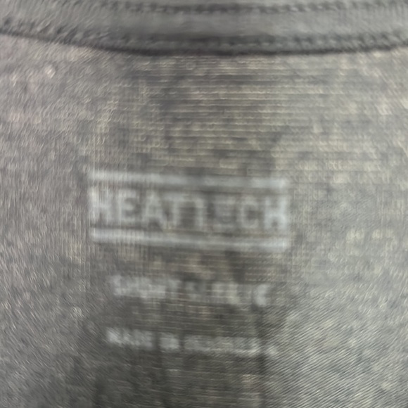 #0601 HeatTech Plain Stretchy Black T-Shirt | Size: XL - Picture 4 of 5